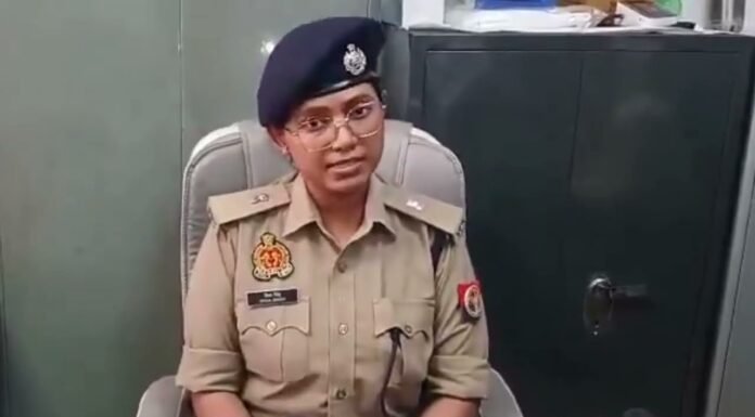 पत्नी से उत्पीड़ित पति ने डीज़ल छिड़कर कर लगाई आग